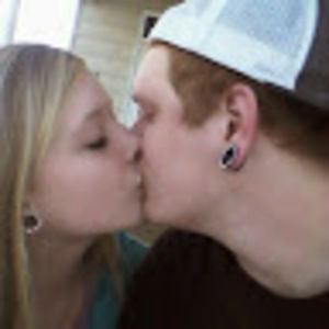 Meet your Posher, Red